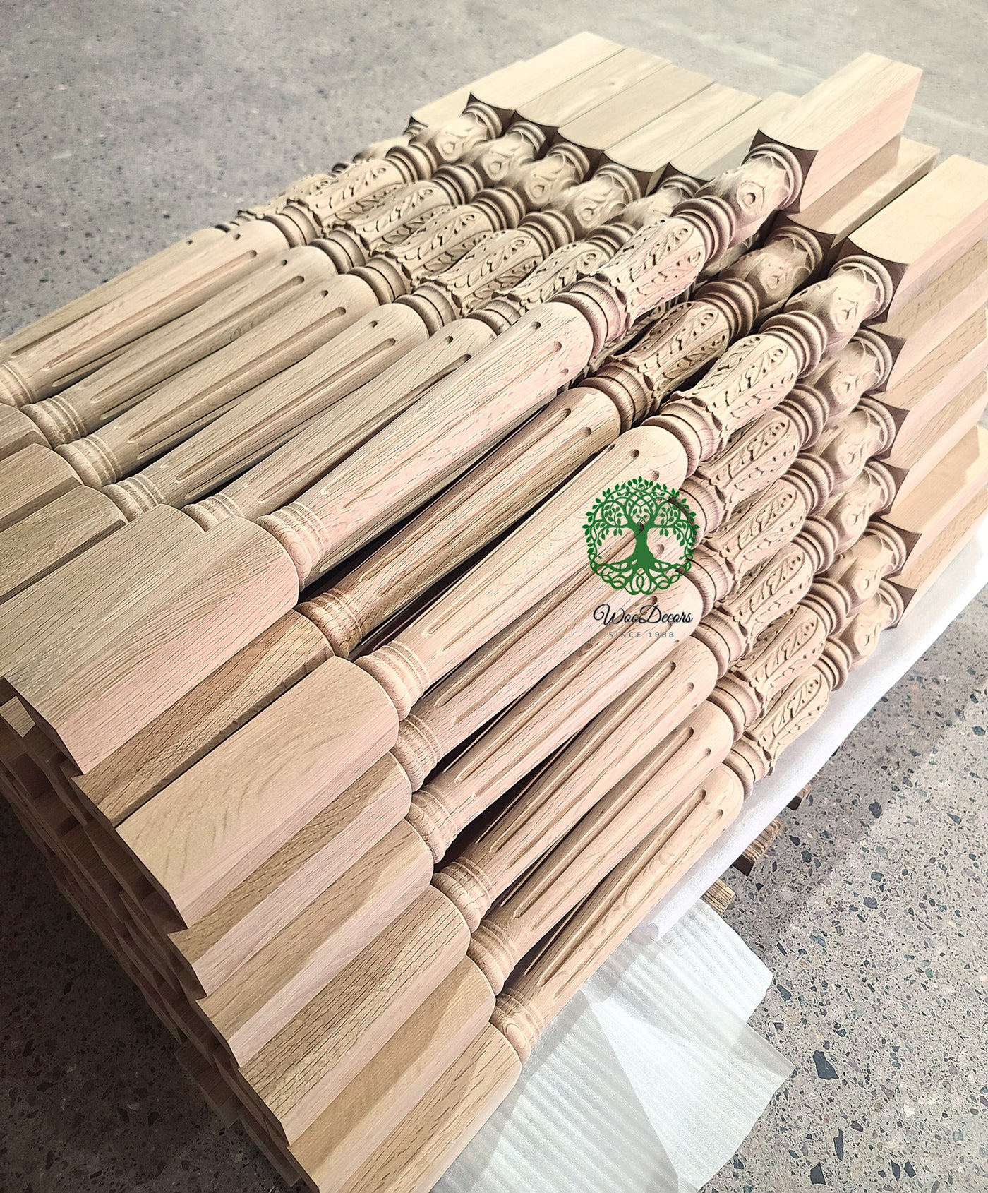 CUSTOM250522 14PCS of 50-3/8"H Newel Posts & 140PCS of 38"H Balusters, White Oak